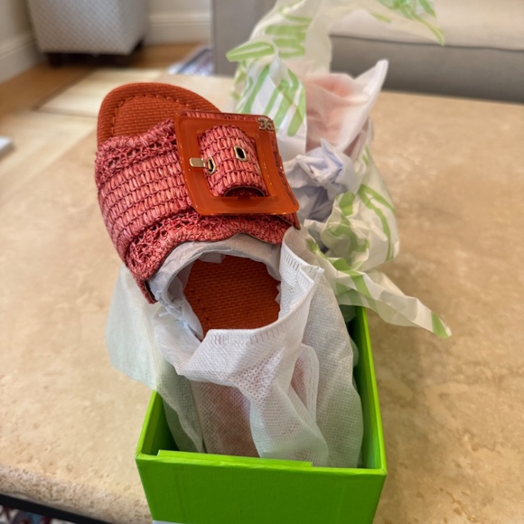 Brand New Sam Edelman Bambi Slides in Orange - Picture 5 of 6